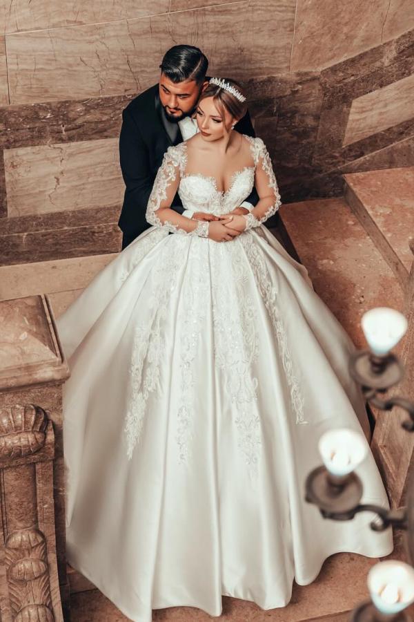fitted lace wedding dress Dreamyannie Women Wedding Dress A-Line V-Neck Long Sleeves Lace/Satin  Bridal Dress With Split Front – Dreamyannie UK