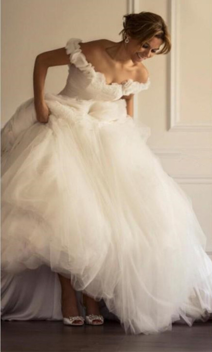 Flowers A-line Ruffles Sweep-Train Tulle Off-the-shoulder Modern Wedding Dress