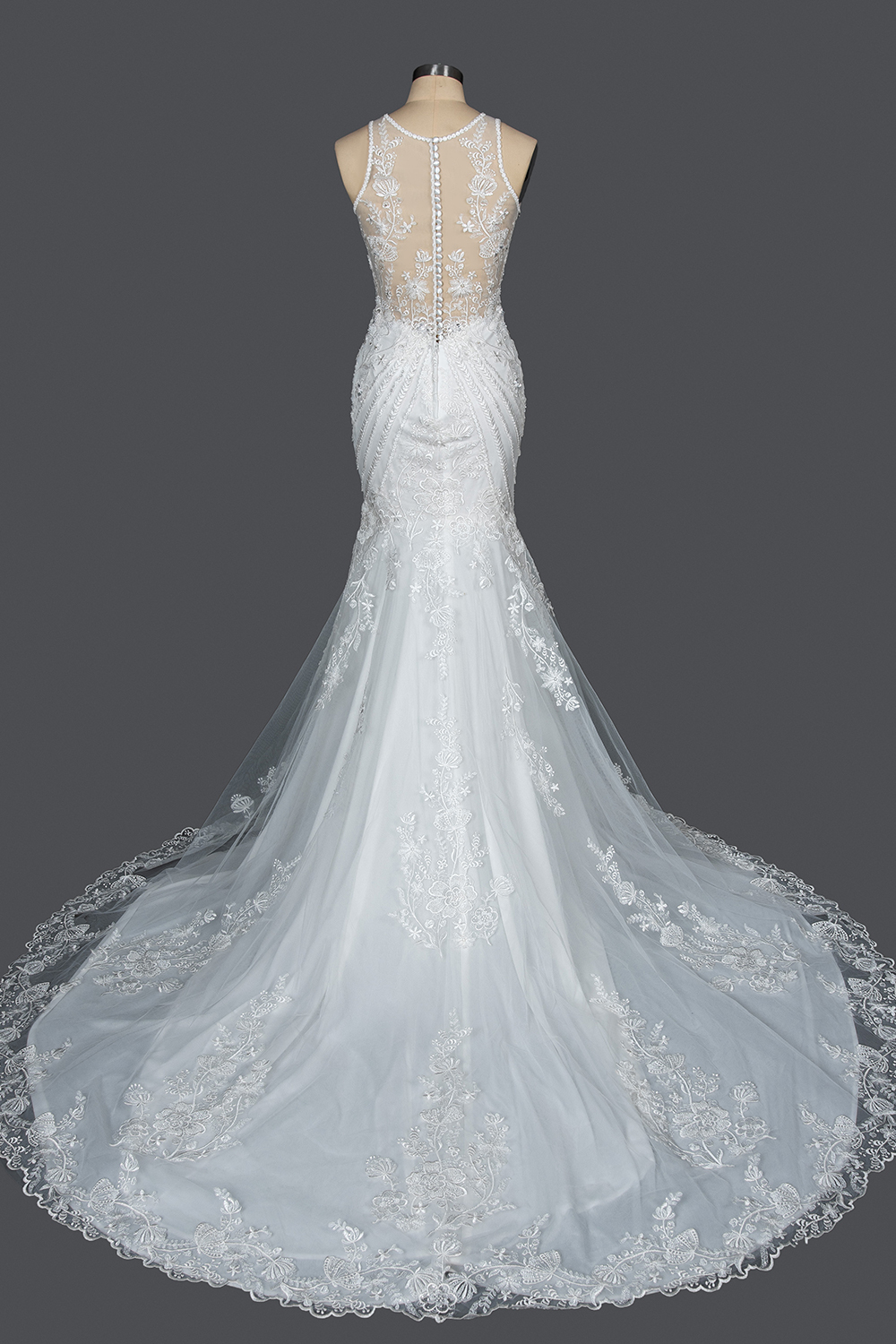 Scoop Neck Sleeveless Mermaid Wedding Dress with Floral Lace Appliques