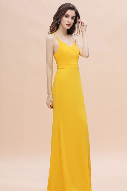 Chic V-Neck Straps Yellow Chiffon Bridesmaid Dress Sleeveless Mermaid Wedding Guest Dress