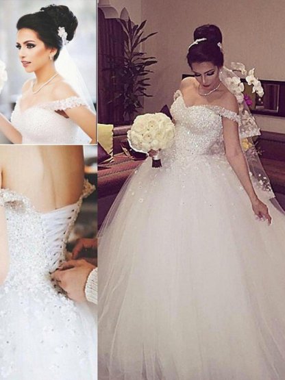 Sleeveless Ball Gown Lace Court Train Tulle Off-the-Shoulder Wedding Dresses UK