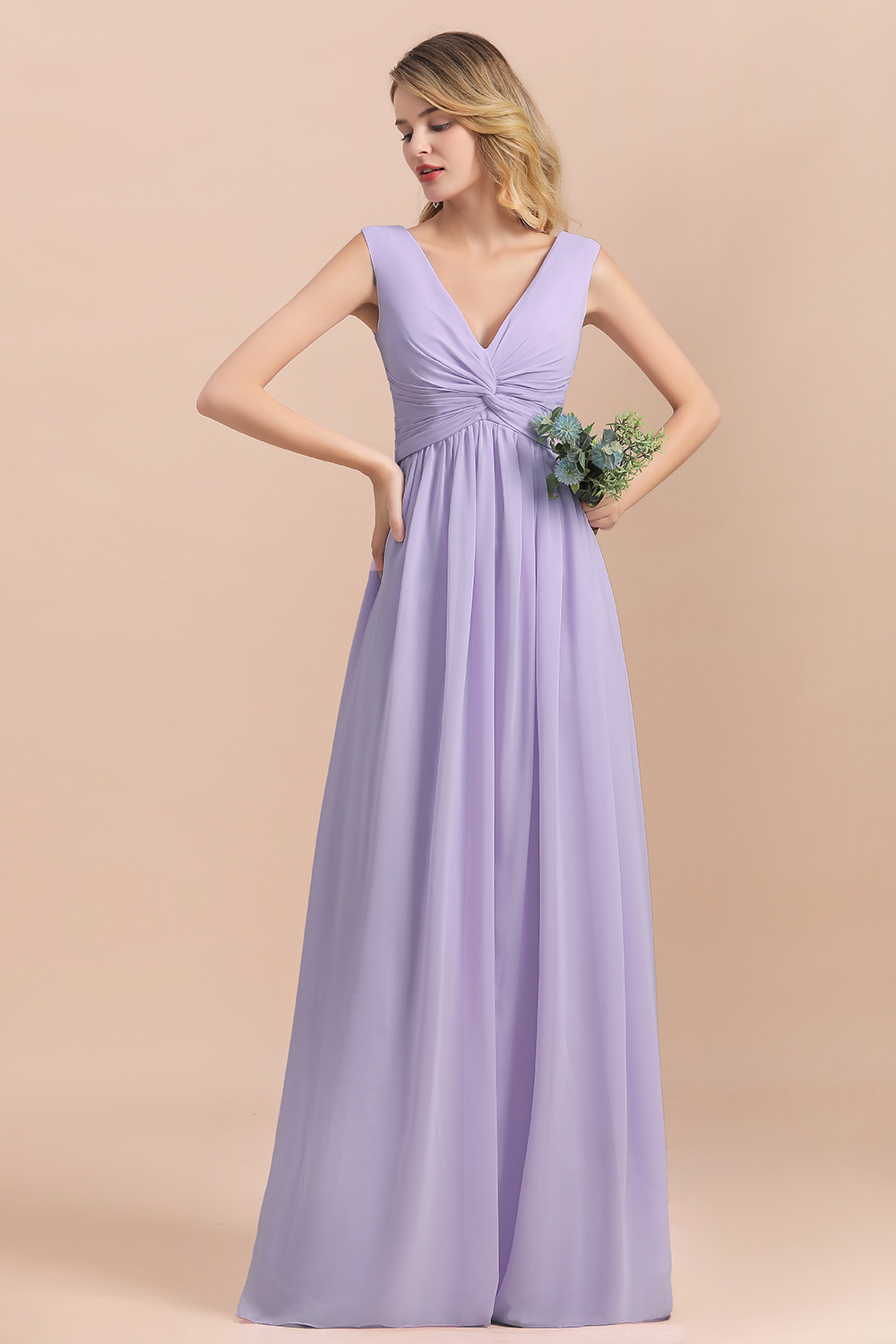 Chic Lilac A-line Chiffon Bridesmaid Dress Sleeveless V-Neck Long Wedding Guest Dress