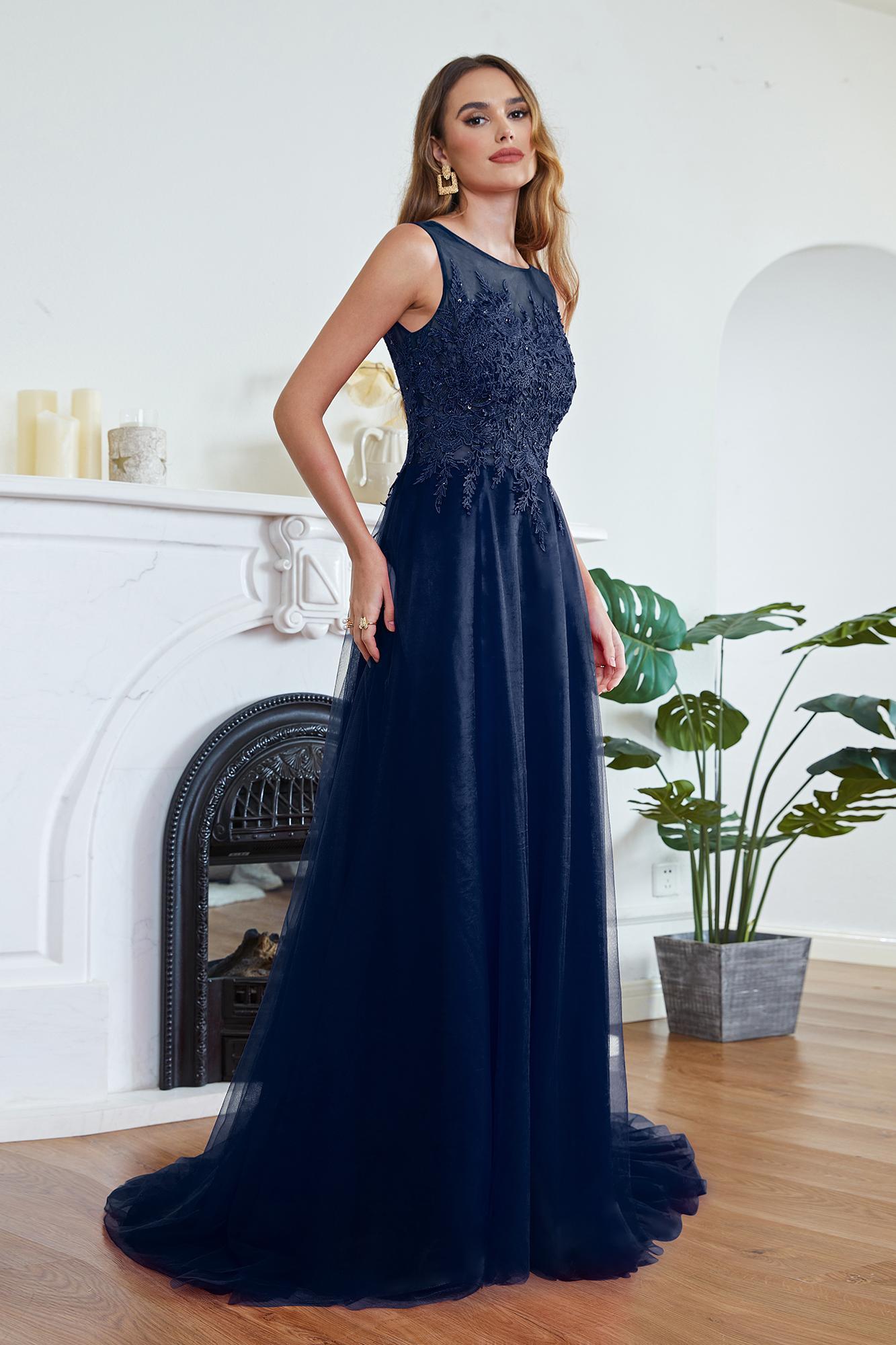 Stylish Scoop Neck Tulle Aline Evening Dress Floral Lace Long Bridesmaid Dresses Sleeveless