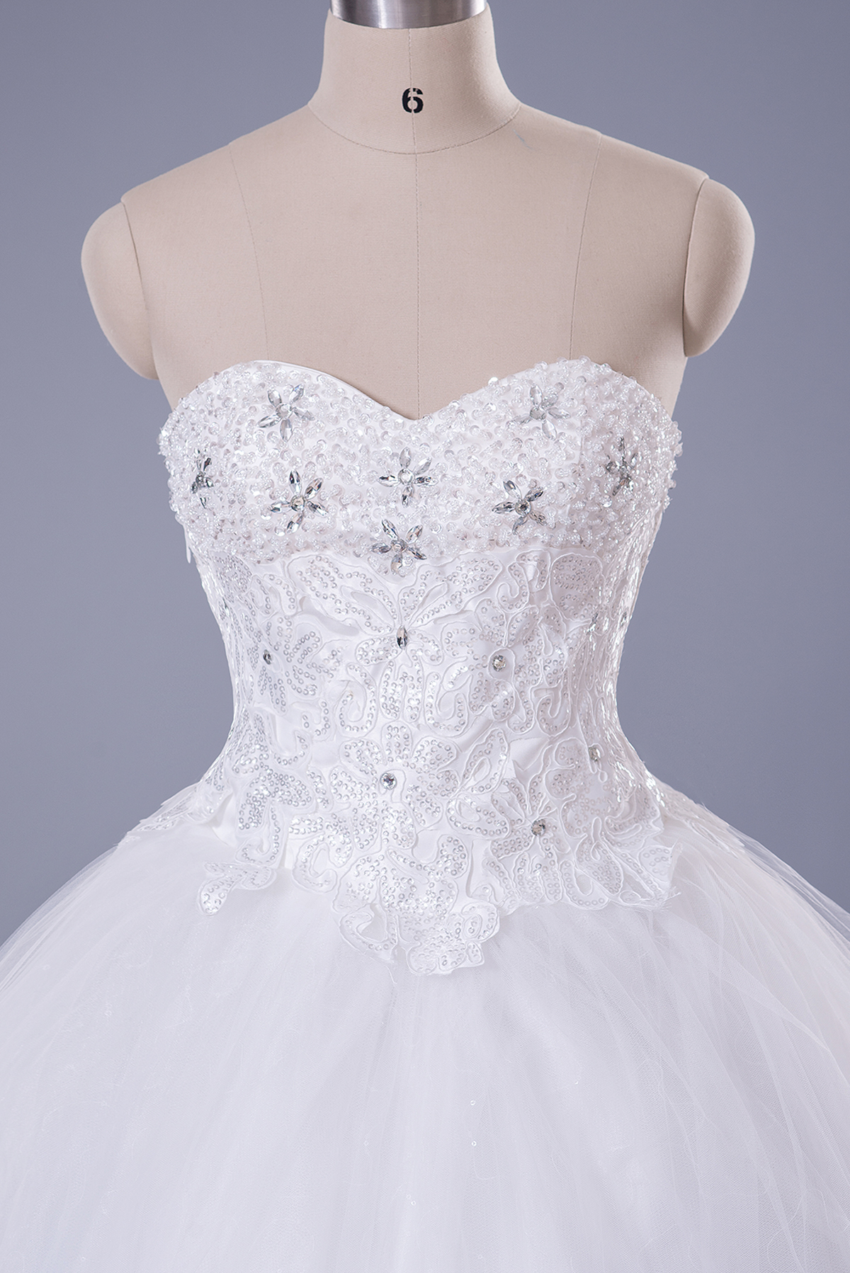 Modern Sweetheart Sleeveless Tulle Lace Wedding Dress With Beadss Lace-up