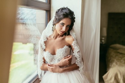 Tulle Sweetheart Lace Beadss Elegant Princess Wedding Dress