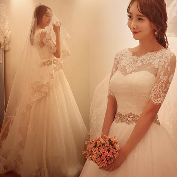 Stunning Sleeveless Tulle Princess Wedding Dress Sequins Ball Gown