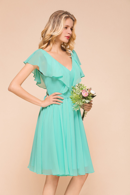 Chic Chiffon Short Bridesmaid Dress Knee Length Mint Green Wedding Guest Dress