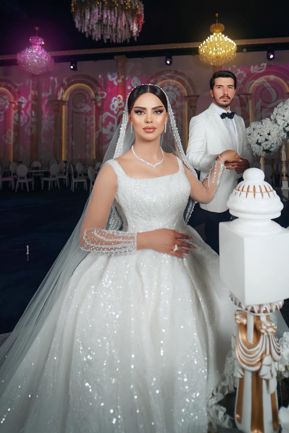 White Square Neckline Lace Sequins Princess Wedding Dresses with Train