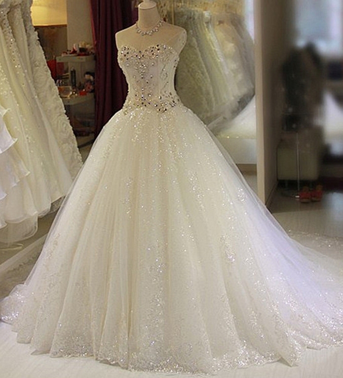 New Arrival Beaded Wedding Dresses UK Sweetheart Sleeveless Lace Appliques Bridal Dresses