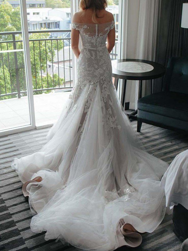 Applique Sexy Mermaid Off-the-Shoulder Lace Tulle Court Train Sleeveless Wedding Dresses UK