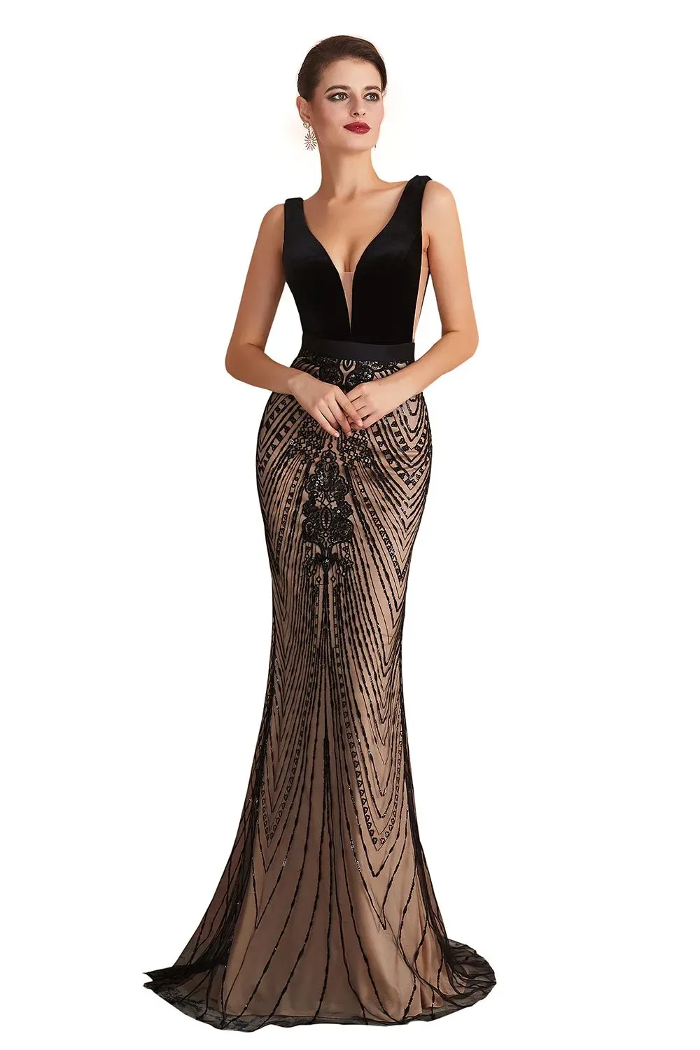 Charming Black V-Neck Mermaid Evening Gown with Beadings Gorgeous Velvet Prom Dress