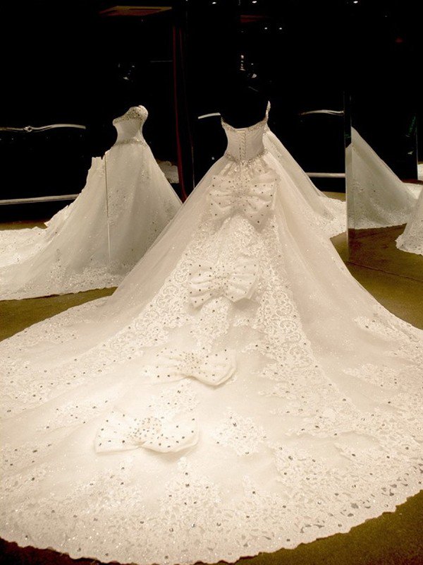 Sleeveless Applique Sequin Sweetheart Ball Gown Cathedral Train Tulle Wedding Dresses UK-27Dress.co.uk