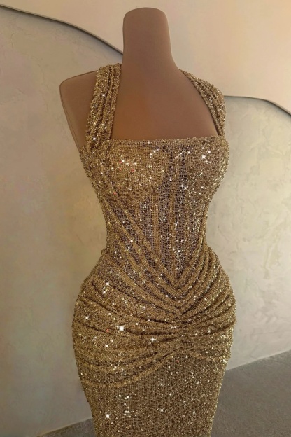 Red Halter Sequined Ruched Floor-Length Mermaid Prom Dress