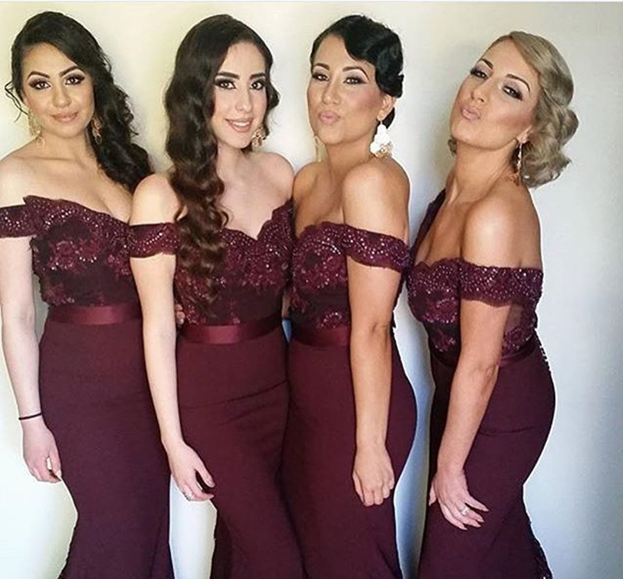 Elegant Off-the-shoulder Mermaid Lace Bridesmaid Dress UK Sweep Train JT144