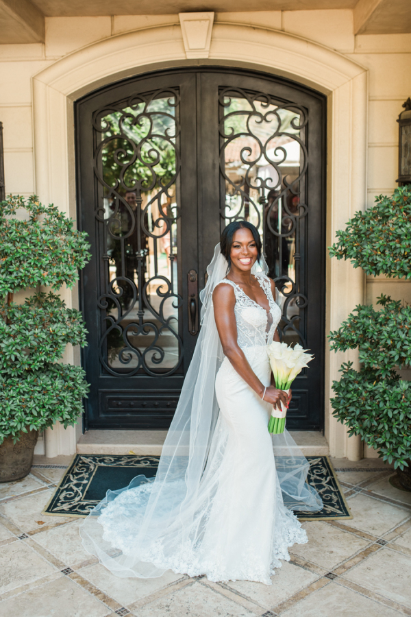 Sexy Mermaid Lace White Straps Newest Sweep-Train Sleeveless Wedding Dress-27Dress.co.uk