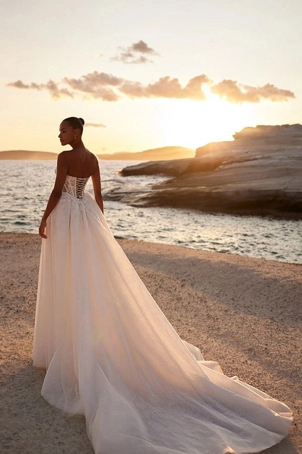 Strapless Aline Bridal Dress Lace Appliques Beach Wedding Dress with Front Split