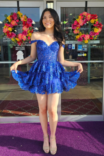 Sparkly A-Line Black Tiered Short Homecoming Prom Dress with Lace