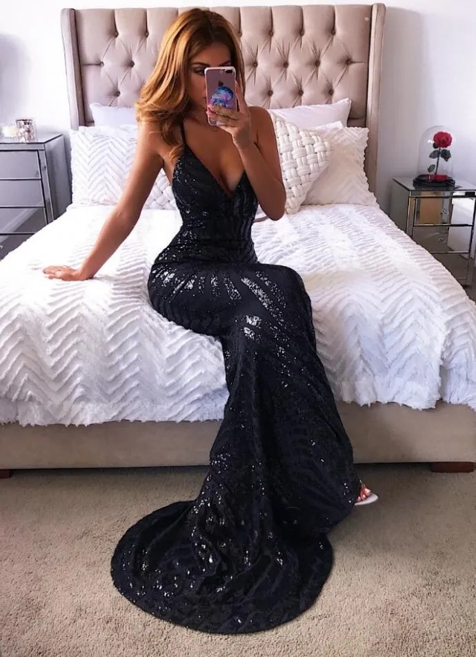 Black Sequins Prom Dress UK V-neck Mermaid Evening Gowns BA8254