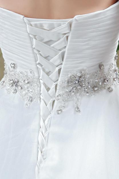 Chic White Sweetheart Beadss Wedding Dress Court Train Lace-up