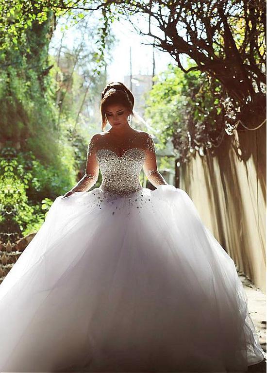 Vintage Long Sleeve Beadss Ball Gown Tulle Wedding Dress