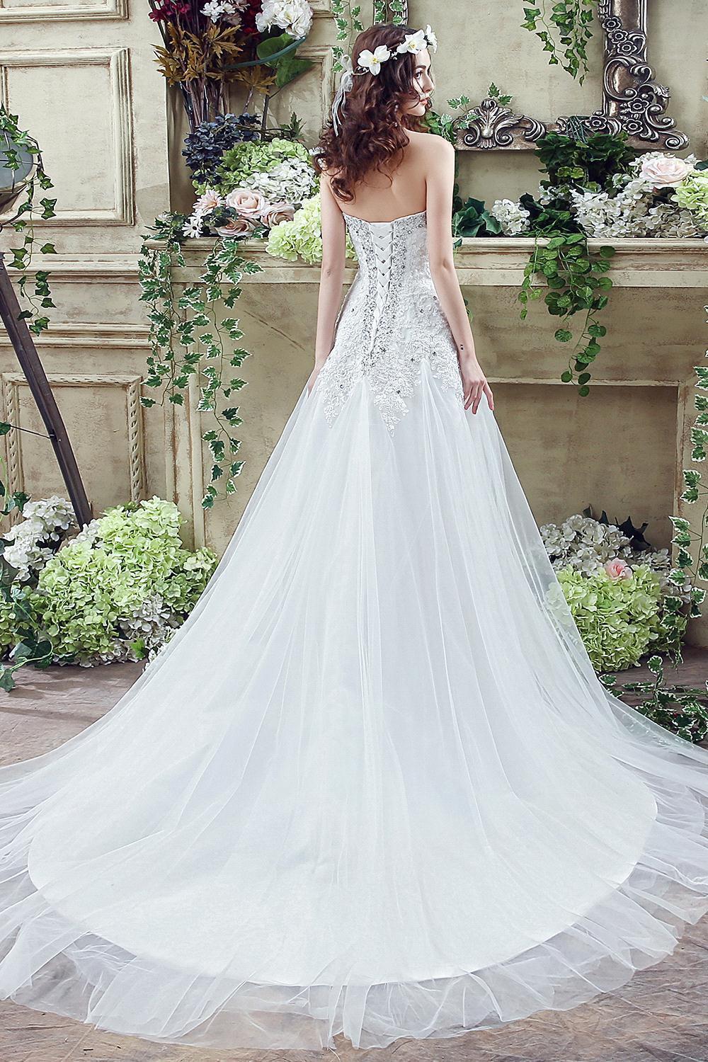 Elegant Sequined Lace Tulle Wedding Dress Court Train Lace-up