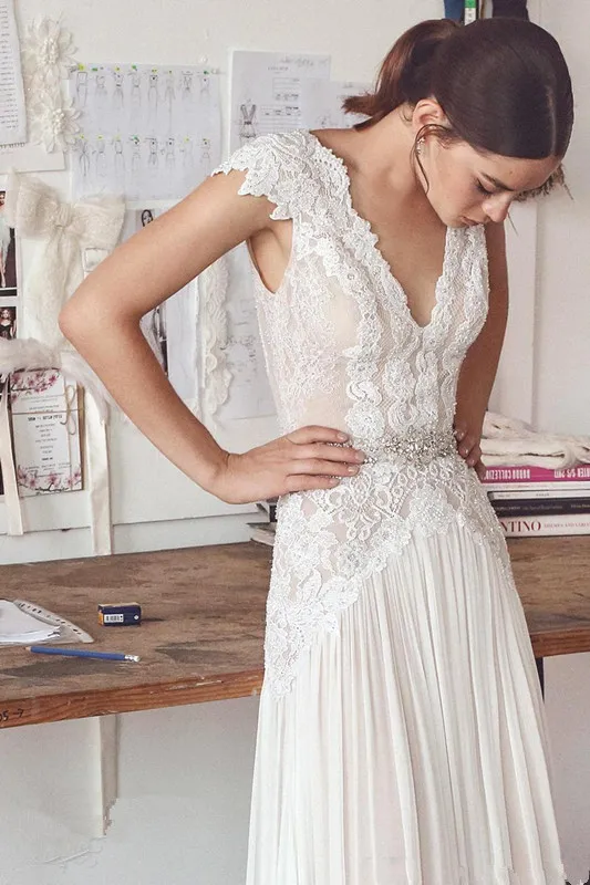 Long Elegant Cap-Sleeve Lace Crystal Lace Wedding Dress