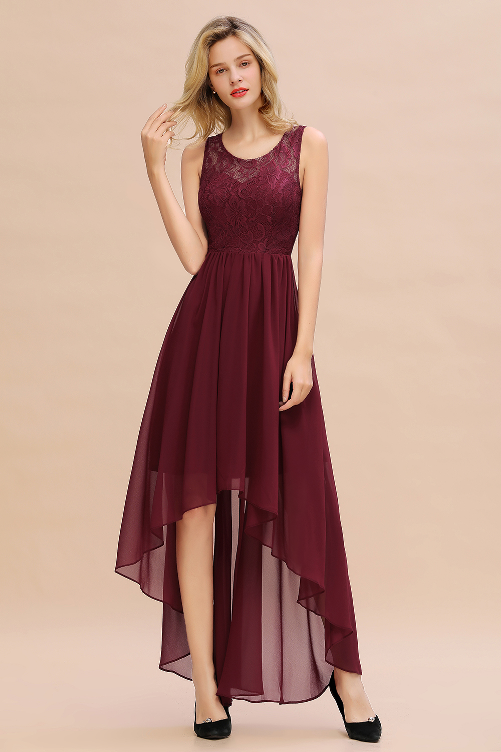 Elegant Jewel Neck Lace Hi-Lo Burgundy Bridesmaid Dress Sleeveless Chiffon Evening Dress