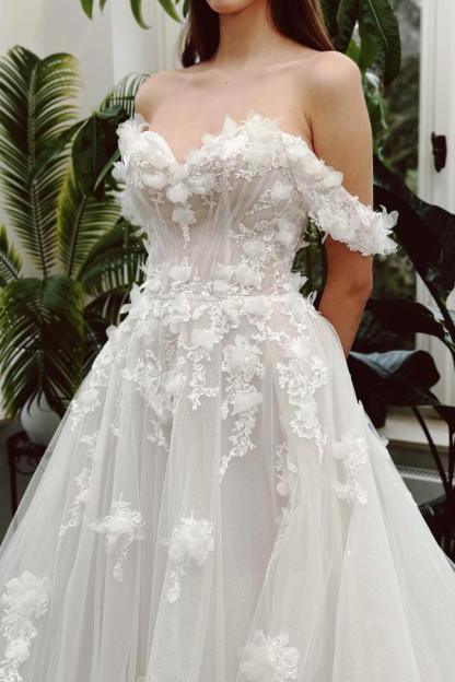Beautiful Off-the-Shoulder White Tulle A-line Wedding Dresses with Lace Appliques