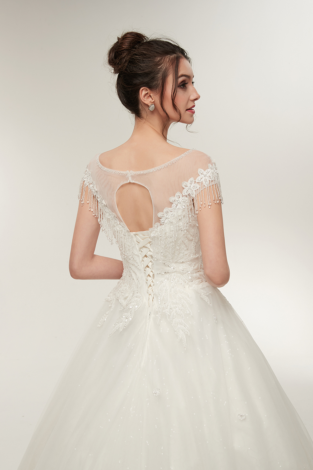 Cap Sleeves Scoop Tulle Lace Wedding Dress Aline Floor Length Crystals Bridal Dress