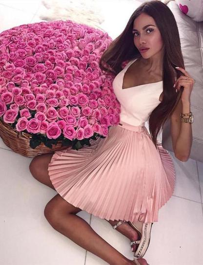Fabulous A-Line V-Neck Sleeveless Straps Short length Prom Dress UK UK