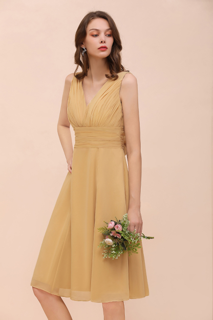 Short Gold Bridesmaid Dress V-neck Sleeveless Chiffon Knee Length Formal Dress