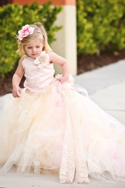 Lovely Sleeveless Tulle Flower Girl Dress With Long Train And Flowers
