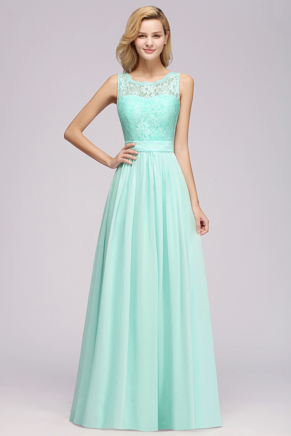 Chic Scoop Neck Lace Chiffon Bridesmaid Dresses