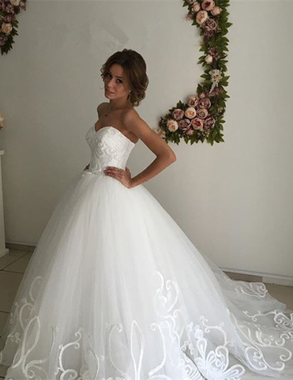 Designer Sweetheart Lace Wedding Dress Tulle Lace-up