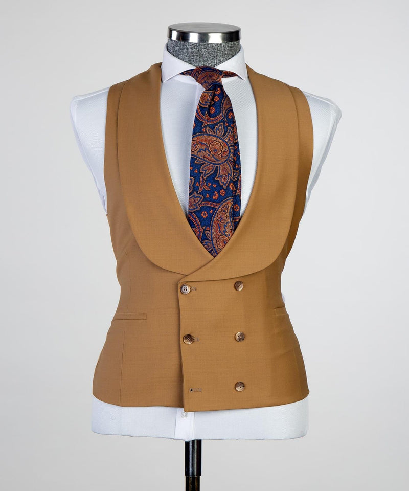 Elroy New Arrival Brown Peaked Lapel Fashion Business Men Suits