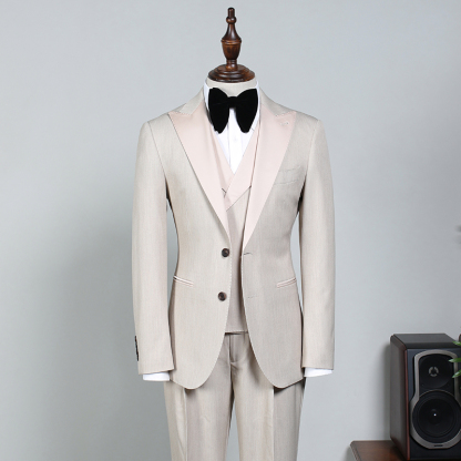 Nigel Stylish Off White Peaked Lapel 2 Button Business Suit For Men