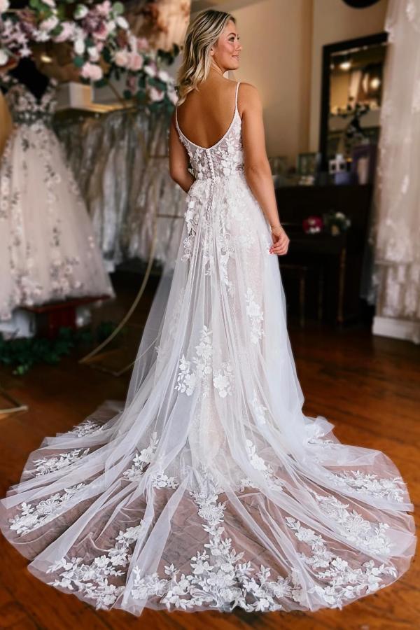 Amazing V-Neck White Tulle A-line Slit Wedding Dress with Floral Lace Appliques