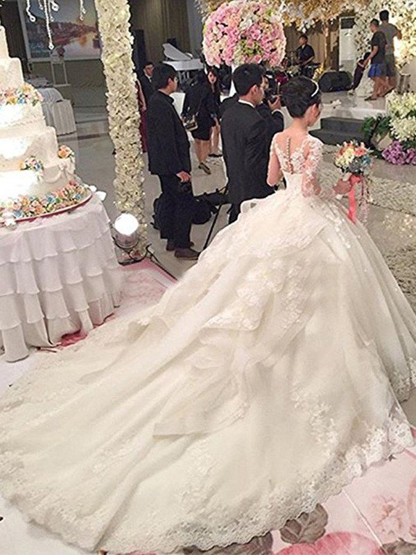 Applique Long Sleeves Ball Gown Cathedral Train Lace Tulle Scoop Neckline Wedding Dresses UK