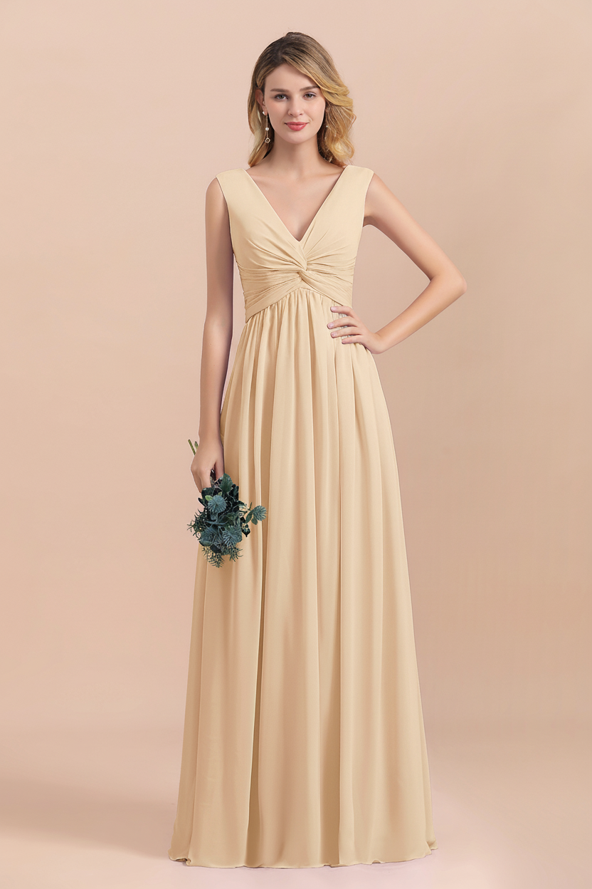Chic Lilac A-line Chiffon Bridesmaid Dress Sleeveless V-Neck Long Wedding Guest Dress