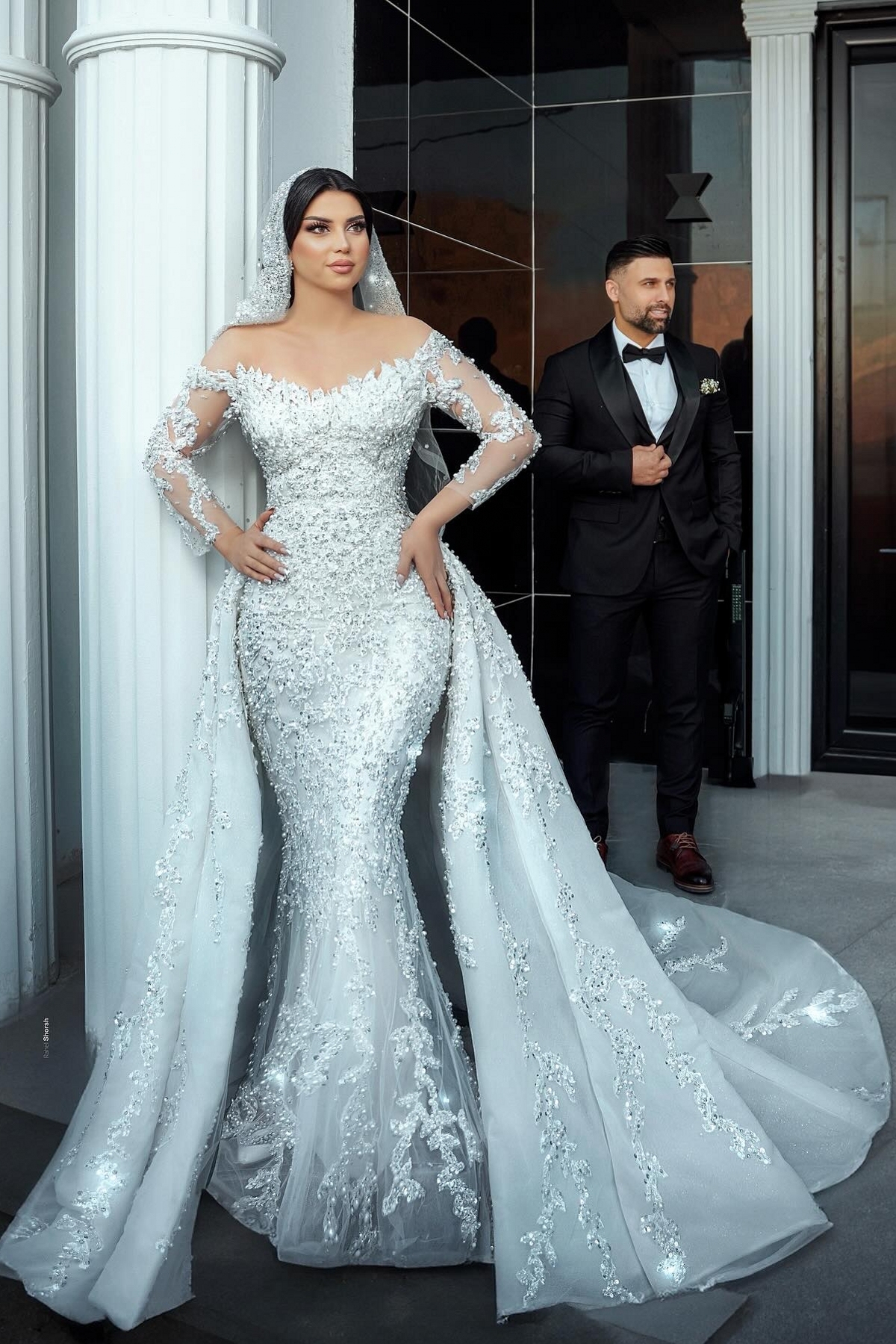 Appliques Lace Sequins Mermaid Wedding Dresses Long Sleeve