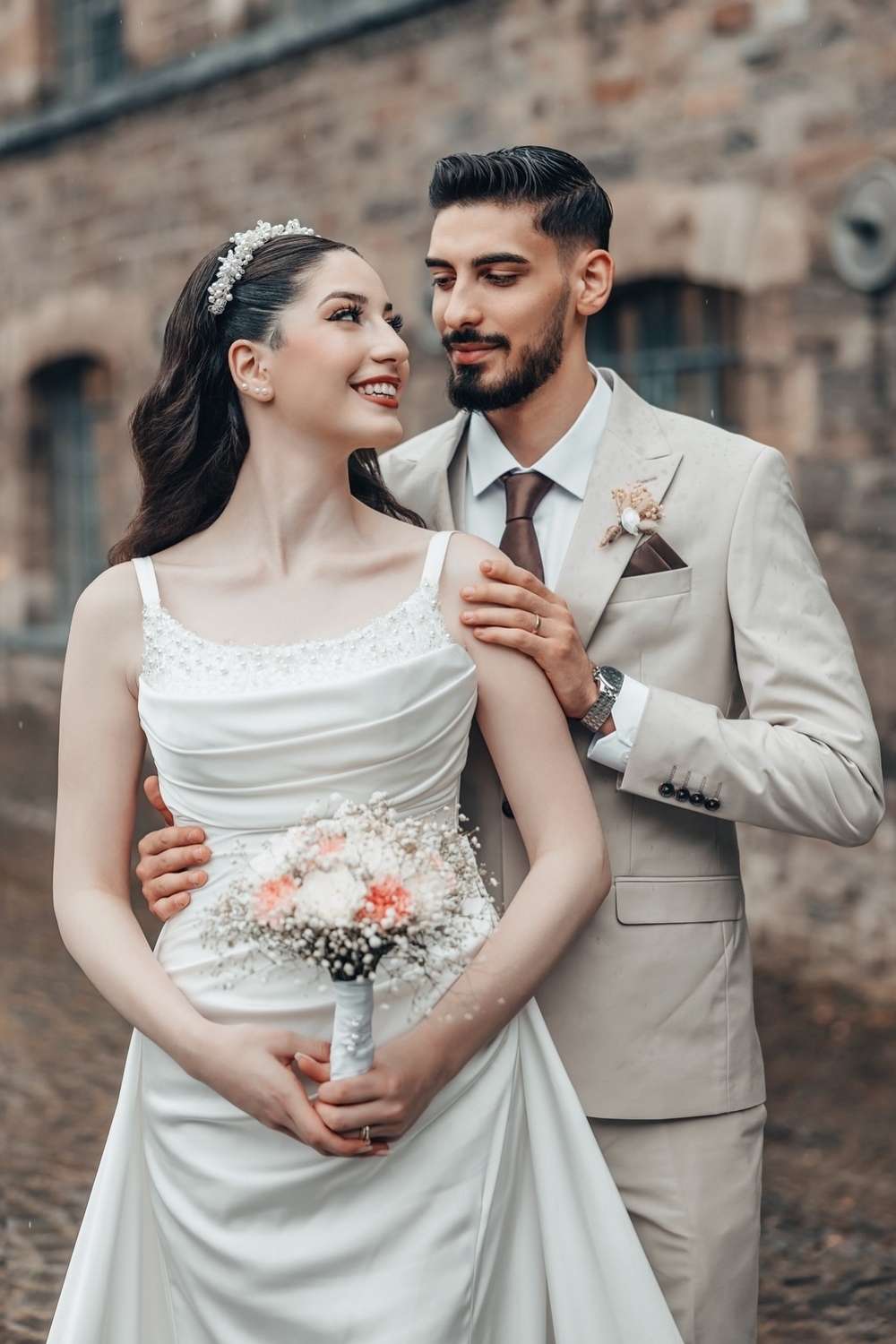Unique Satin Ruched Pearl A-Line Wedding Dresses Chapel Train