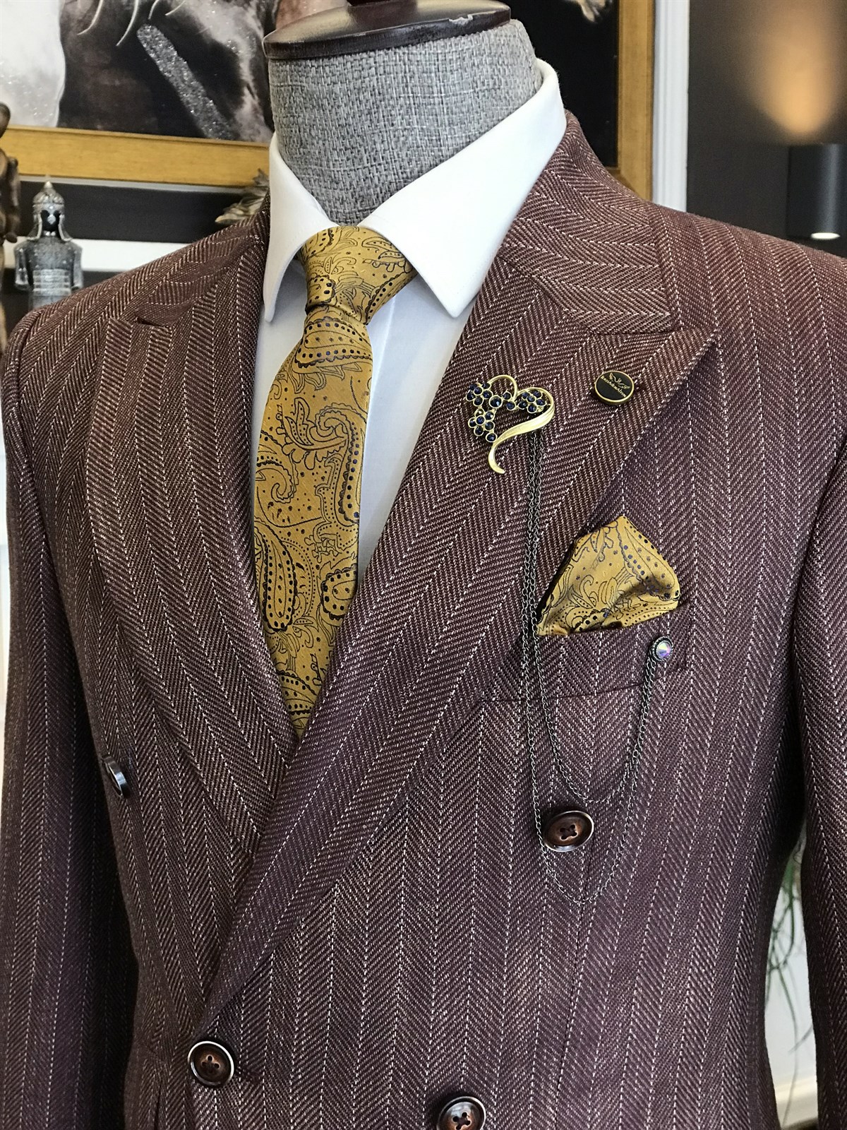 Carl Fashion Striped Double Breasted Peaked Lapel Business Men Suits