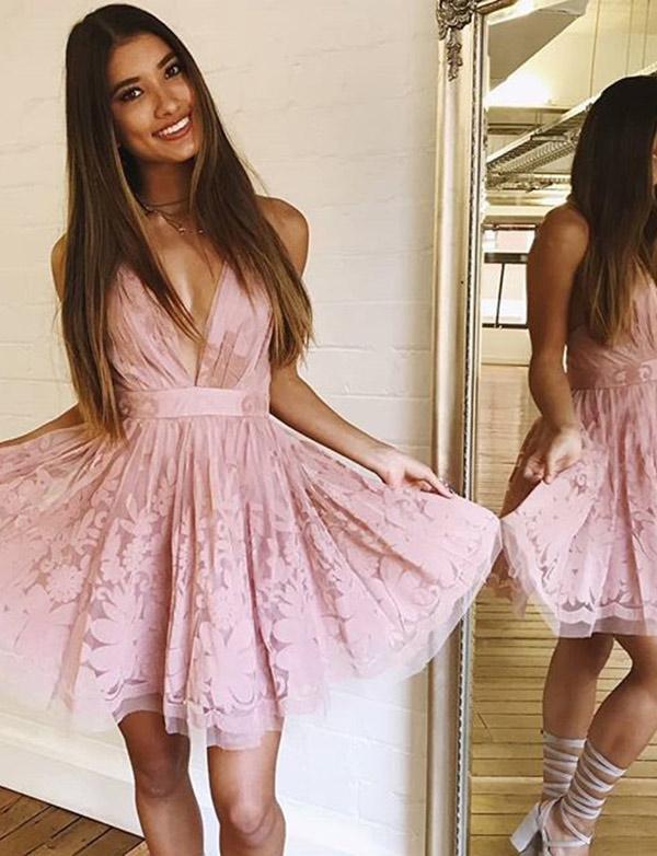 Glamourous Sleeveless A-Line Lace V-Neck Mini length Homecoming Dress UK