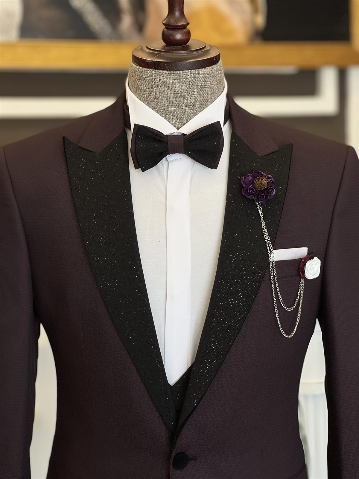 Baldwin Stylish Dark Purple Three Pieces Men Suits With Sparkle Peaked Lapel
