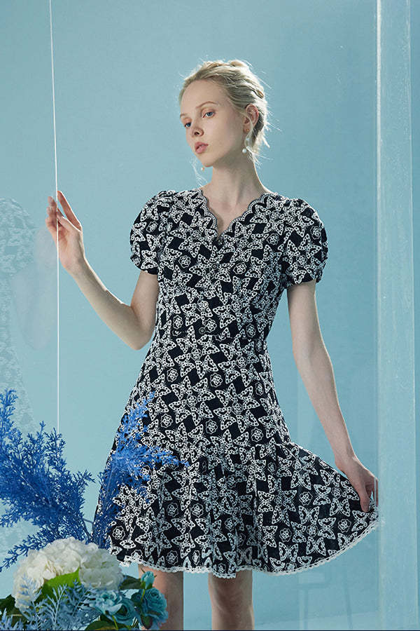 Black V-neck Short Dresses Short Sleeves with Applique-27Dress.co.uk