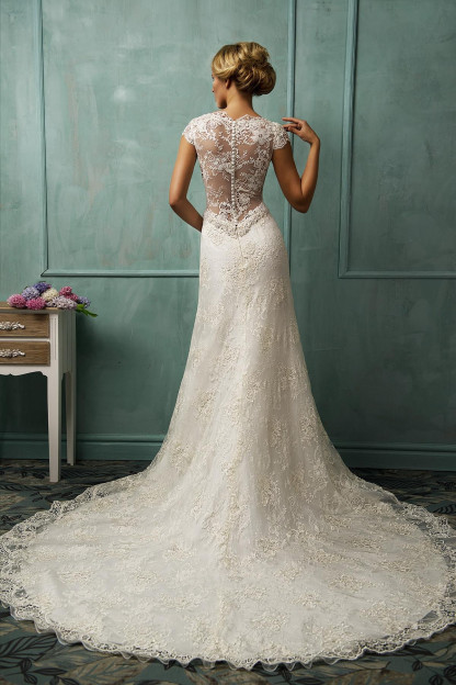 Elegant Cap Sleeve Lace Tulle Wedding Dress Zipper With Beadss