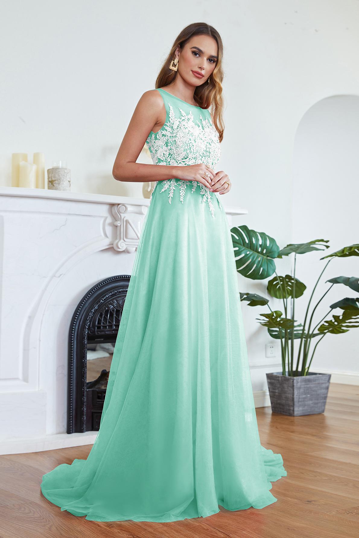 Stylish Scoop Neck Tulle Aline Evening Dress Floral Lace Long Bridesmaid Dresses Sleeveless