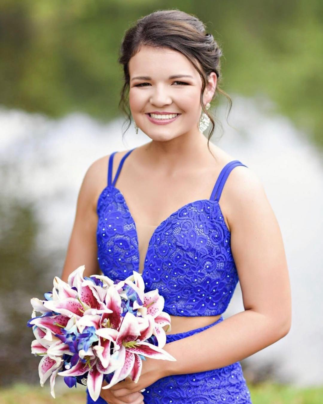 Sexy Spaghetti Straps Beaded Evening Dresses UK | Lace V-Neck Royal Blue Prom Dresses