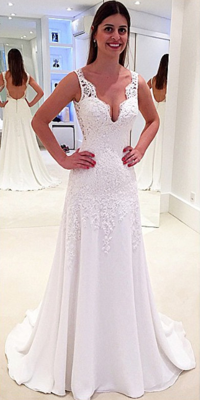 Stunning Sleeveless V-Neck Wedding Dresses UK Lace Long