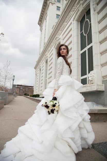 Elegant Beadss Lace Appliques Wedding Dress Ruffles Court Train-27Dress.co.uk